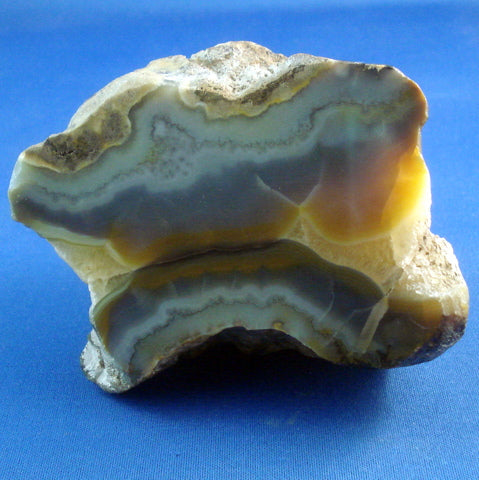 AGATE. Little Swanport, Tasmania. 45x62x88mm (G105)