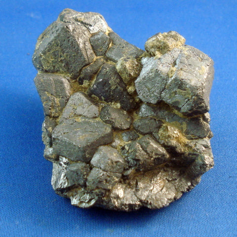 MAGNETITE. Kara Mine, Hampshire, Tasmania. 28x50x72mm (M906)